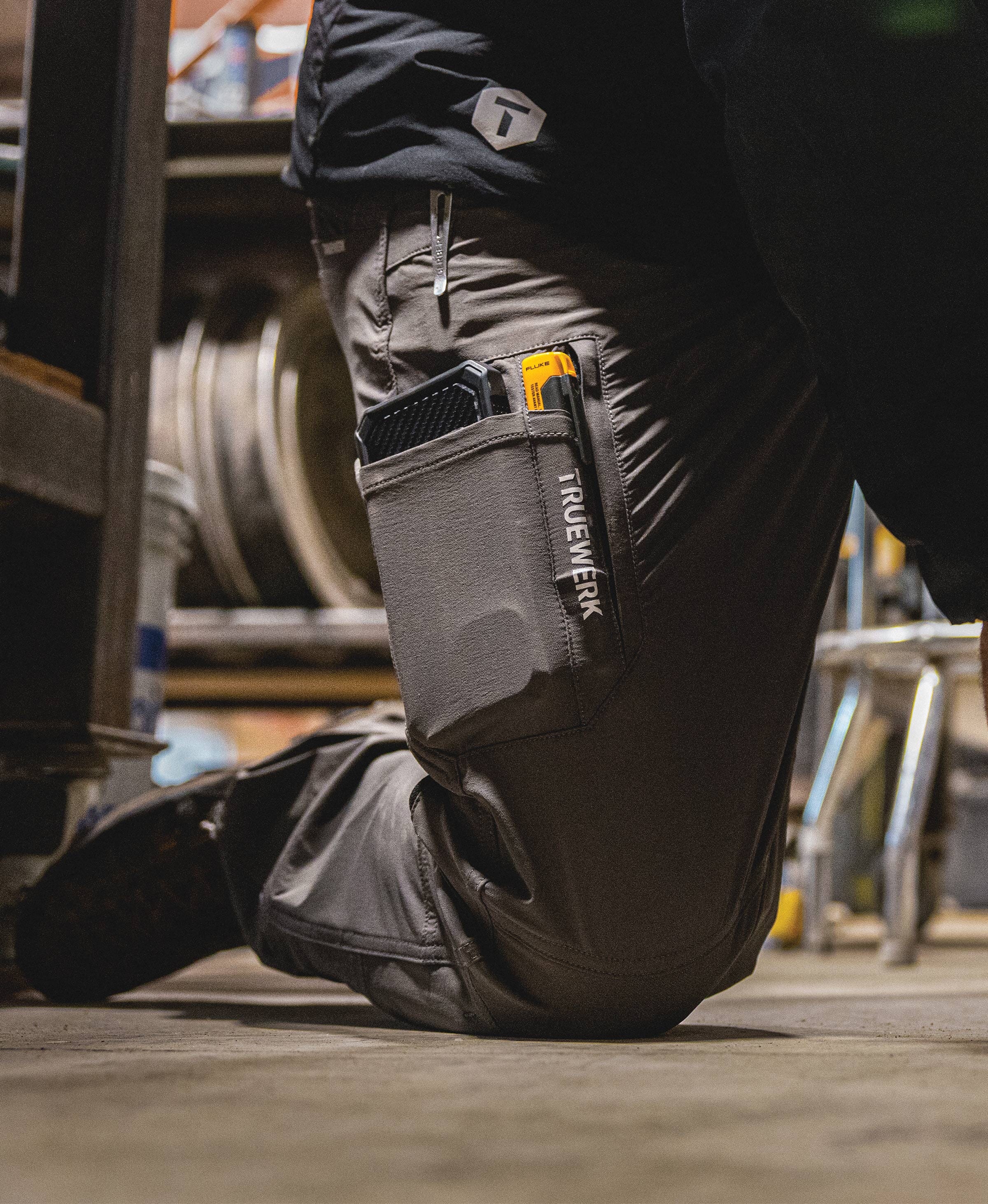 T1 PRO WerkPant with Knee Pads - Image 10